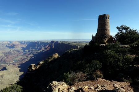 Pohled na Grand Canyon od Desert Point View Tower
